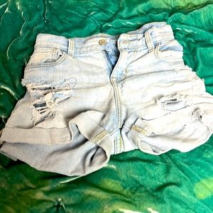 Jean shorts, boyfriend fit